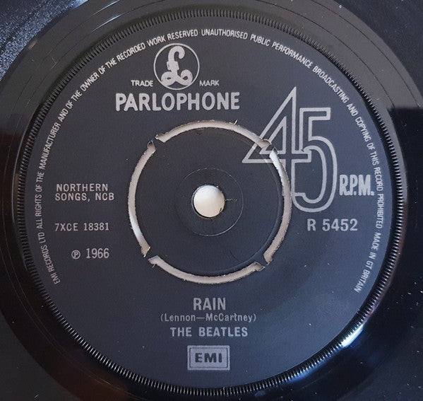 Beatles, The - Paperback Writer c/w Rain (UK Pressing) (Single, Reissue, Mono) (Pre-Loved)